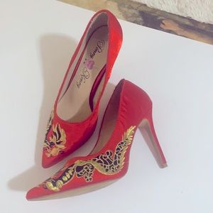 Women high heals shoes